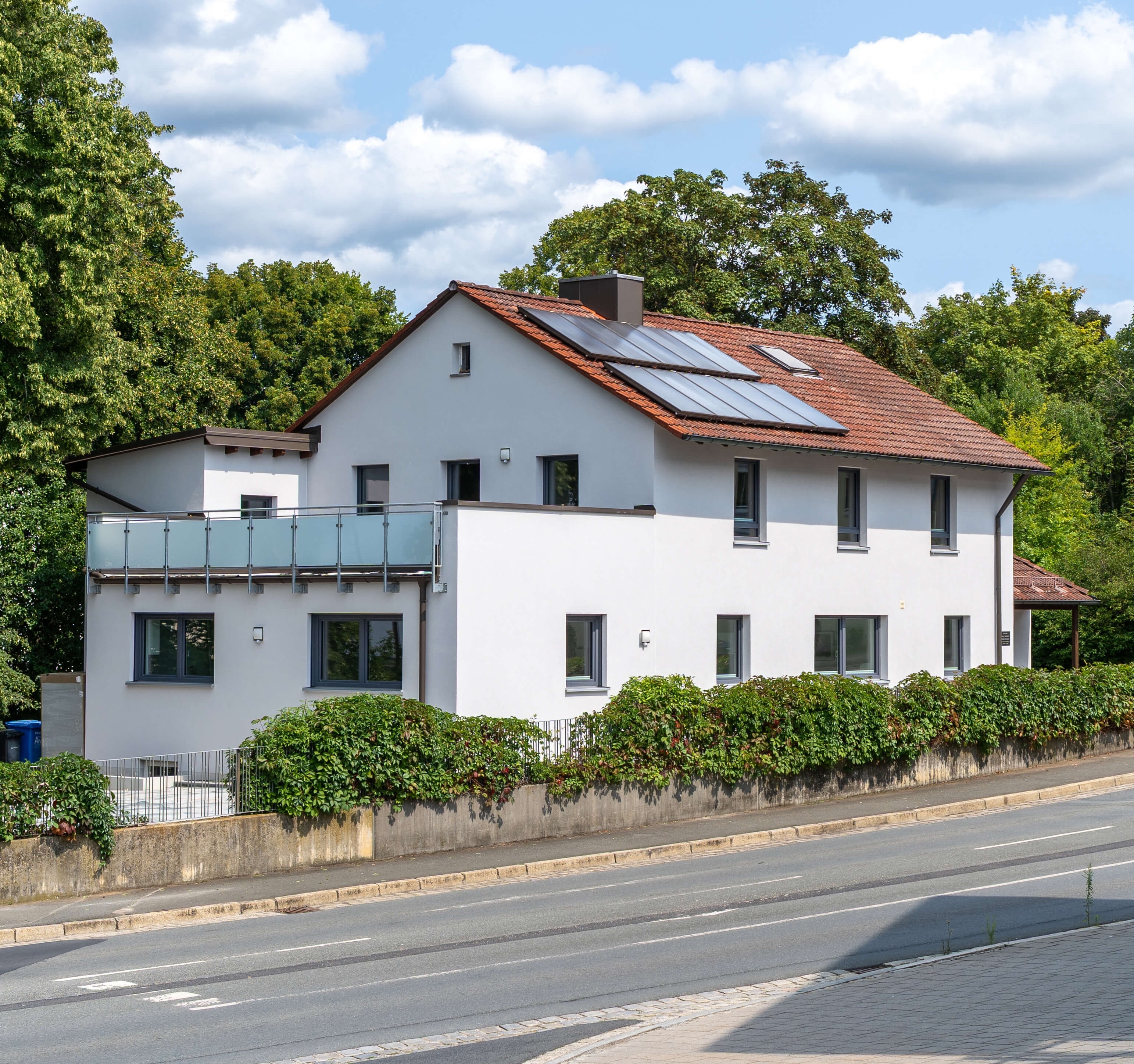 Außenansicht der Zahnarztpraxis in Pegnitz